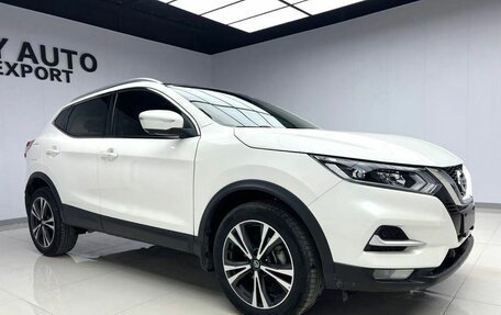 Nissan Qashqai, 2022 год, 2 200 000 рублей, 3 фотография