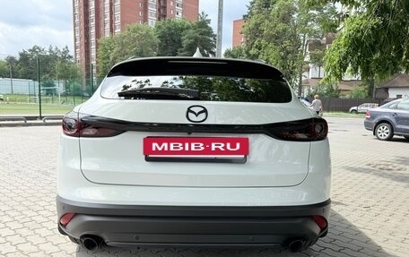 Mazda CX-4, 2023 год, 2 790 000 рублей, 8 фотография