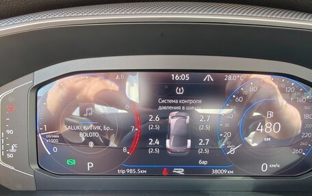 Volkswagen Passat CC, 2021 год, 3 799 999 рублей, 14 фотография