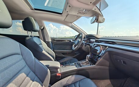 Volkswagen Passat CC, 2021 год, 3 799 999 рублей, 21 фотография
