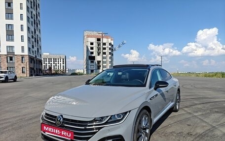 Volkswagen Passat CC, 2021 год, 3 799 999 рублей, 12 фотография