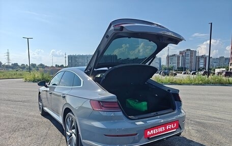 Volkswagen Passat CC, 2021 год, 3 799 999 рублей, 19 фотография
