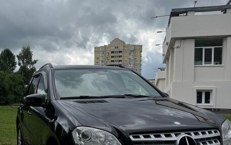Mercedes-Benz M-Класс, 2010 год, 1 850 000 рублей, 2 фотография