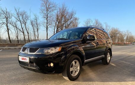Mitsubishi Outlander III рестайлинг 3, 2007 год, 1 070 000 рублей, 3 фотография