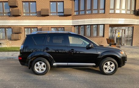 Mitsubishi Outlander III рестайлинг 3, 2007 год, 1 070 000 рублей, 7 фотография