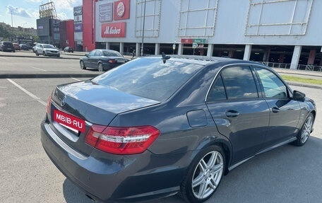 Mercedes-Benz E-Класс, 2010 год, 1 290 000 рублей, 6 фотография
