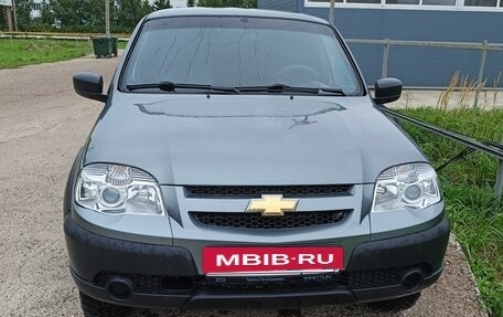 Chevrolet Niva I рестайлинг, 2018 год, 660 000 рублей, 4 фотография