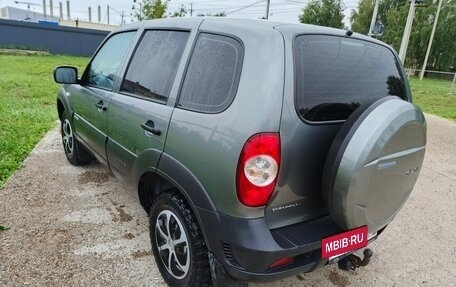 Chevrolet Niva I рестайлинг, 2018 год, 660 000 рублей, 6 фотография