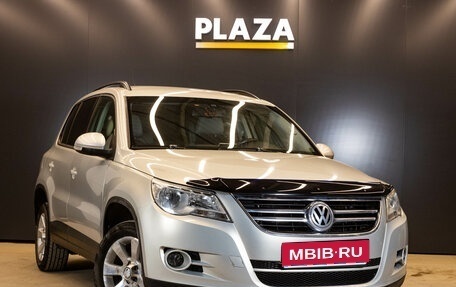 Volkswagen Tiguan I, 2010 год, 999 000 рублей, 2 фотография