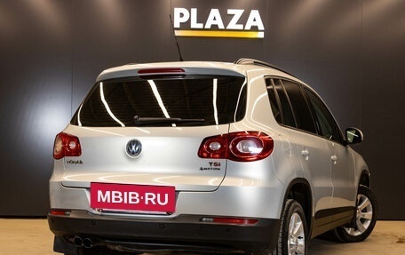 Volkswagen Tiguan I, 2010 год, 999 000 рублей, 4 фотография