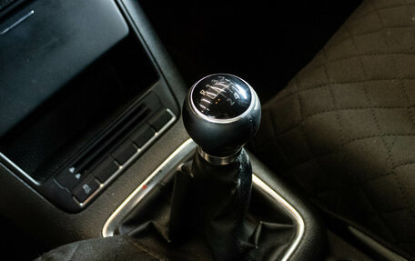 Volkswagen Tiguan I, 2010 год, 999 000 рублей, 20 фотография