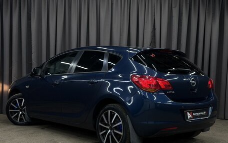 Opel Astra J, 2011 год, 689 777 рублей, 4 фотография