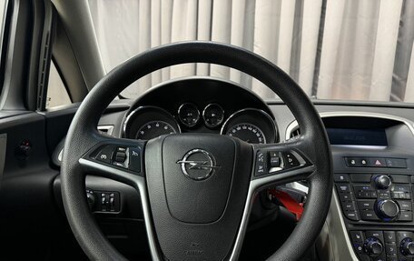 Opel Astra J, 2011 год, 689 777 рублей, 13 фотография