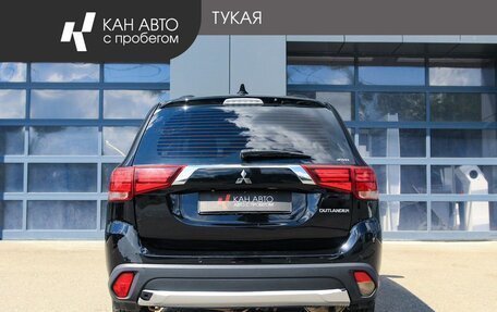 Mitsubishi Outlander III рестайлинг 3, 2018 год, 1 753 000 рублей, 4 фотография