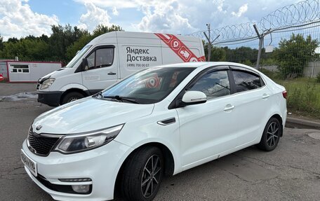 KIA Rio III рестайлинг, 2015 год, 745 000 рублей, 2 фотография