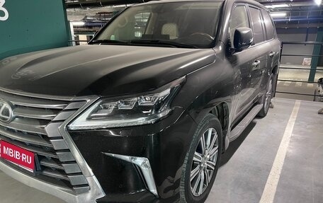 Lexus LX III, 2017 год, 8 200 000 рублей, 1 фотография
