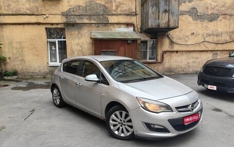 Opel Astra J, 2013 год, 720 000 рублей, 1 фотография
