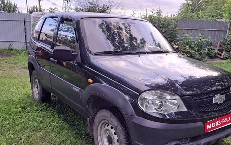 Chevrolet Niva I рестайлинг, 2010 год, 435 000 рублей, 4 фотография