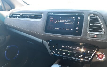 Honda Vezel, 2018 год, 1 985 000 рублей, 2 фотография