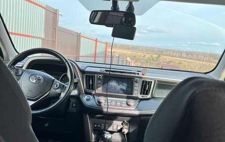 Toyota RAV4, 2018 год, 2 980 000 рублей, 7 фотография