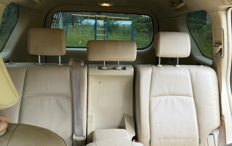 Toyota Land Cruiser Prado 150 рестайлинг 2, 2014 год, 3 000 000 рублей, 11 фотография