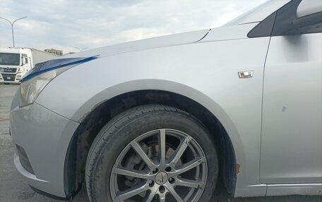 Chevrolet Cruze II, 2010 год, 419 000 рублей, 18 фотография