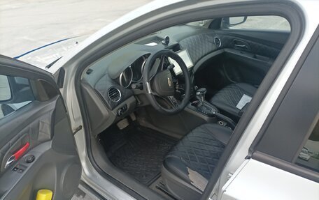 Chevrolet Cruze II, 2010 год, 419 000 рублей, 23 фотография