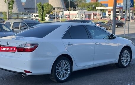 Toyota Camry, 2015 год, 1 650 000 рублей, 4 фотография