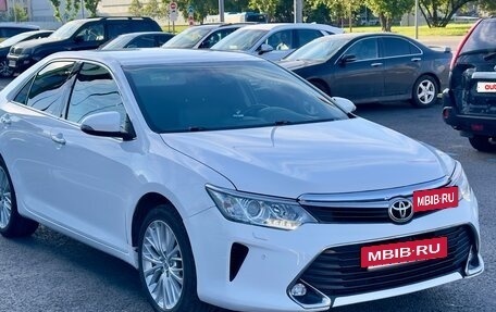 Toyota Camry, 2015 год, 1 650 000 рублей, 2 фотография
