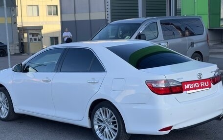 Toyota Camry, 2015 год, 1 650 000 рублей, 6 фотография