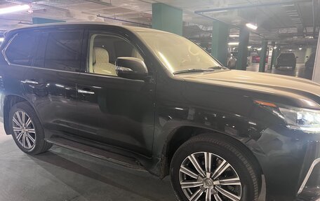 Lexus LX III, 2017 год, 8 200 000 рублей, 3 фотография