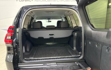 Toyota Land Cruiser Prado 150 рестайлинг 2, 2019 год, 3 840 000 рублей, 7 фотография
