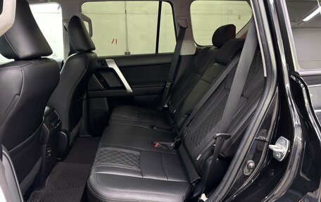 Toyota Land Cruiser Prado 150 рестайлинг 2, 2019 год, 3 840 000 рублей, 16 фотография