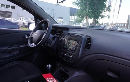 Renault Kaptur I рестайлинг, 2016 год, 1 280 000 рублей, 19 фотография