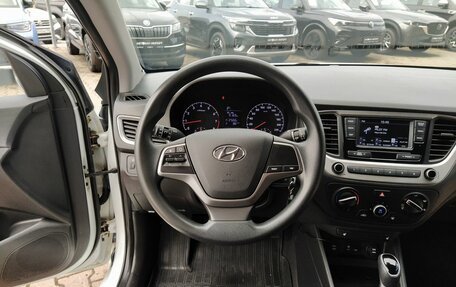 Hyundai Solaris II рестайлинг, 2018 год, 1 219 000 рублей, 23 фотография