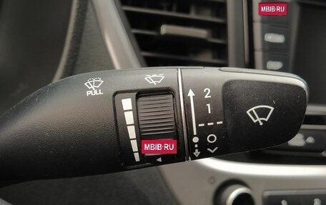 Hyundai Solaris II рестайлинг, 2018 год, 1 219 000 рублей, 10 фотография