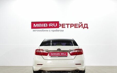 Toyota Camry, 2012 год, 1 679 000 рублей, 6 фотография