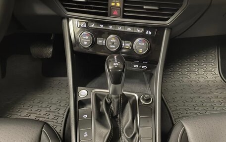 Volkswagen Jetta VII, 2022 год, 1 900 000 рублей, 10 фотография