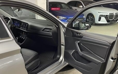 Volkswagen Jetta VII, 2022 год, 1 900 000 рублей, 8 фотография
