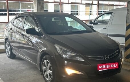 Hyundai Solaris II рестайлинг, 2015 год, 850 000 рублей, 8 фотография