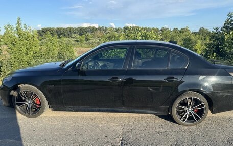 BMW 5 серия, 2004 год, 1 200 000 рублей, 9 фотография