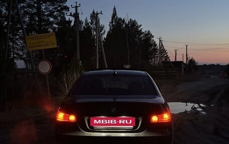 BMW 5 серия, 2004 год, 1 200 000 рублей, 16 фотография