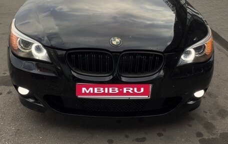 BMW 5 серия, 2004 год, 1 200 000 рублей, 13 фотография