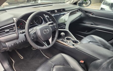 Toyota Camry, 2021 год, 2 450 000 рублей, 13 фотография