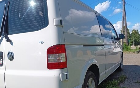 Volkswagen Transporter T5 рестайлинг, 2014 год, 1 785 000 рублей, 5 фотография