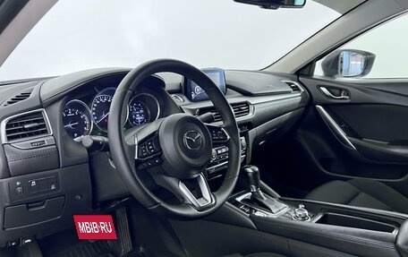 Mazda 6, 2018 год, 1 940 000 рублей, 9 фотография