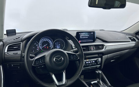 Mazda 6, 2018 год, 1 940 000 рублей, 11 фотография