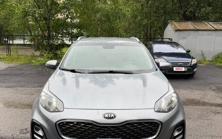 KIA Sportage IV рестайлинг, 2019 год, 2 300 000 рублей, 2 фотография