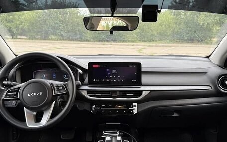 KIA K3, 2023 год, 1 860 000 рублей, 7 фотография
