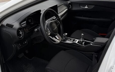 KIA K3, 2023 год, 1 860 000 рублей, 11 фотография